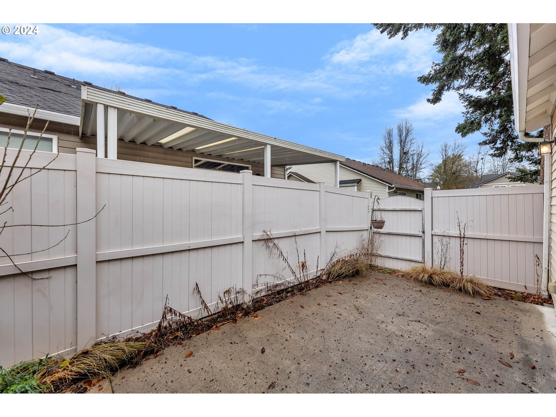 8012 NE 21ST WAY