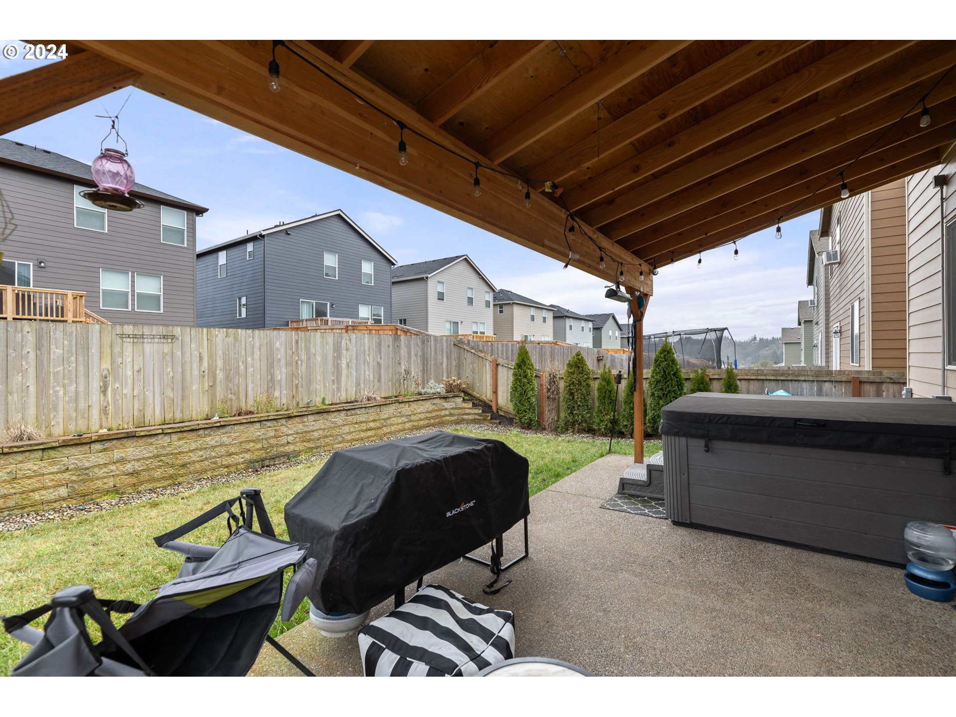1405 W 15TH AVE