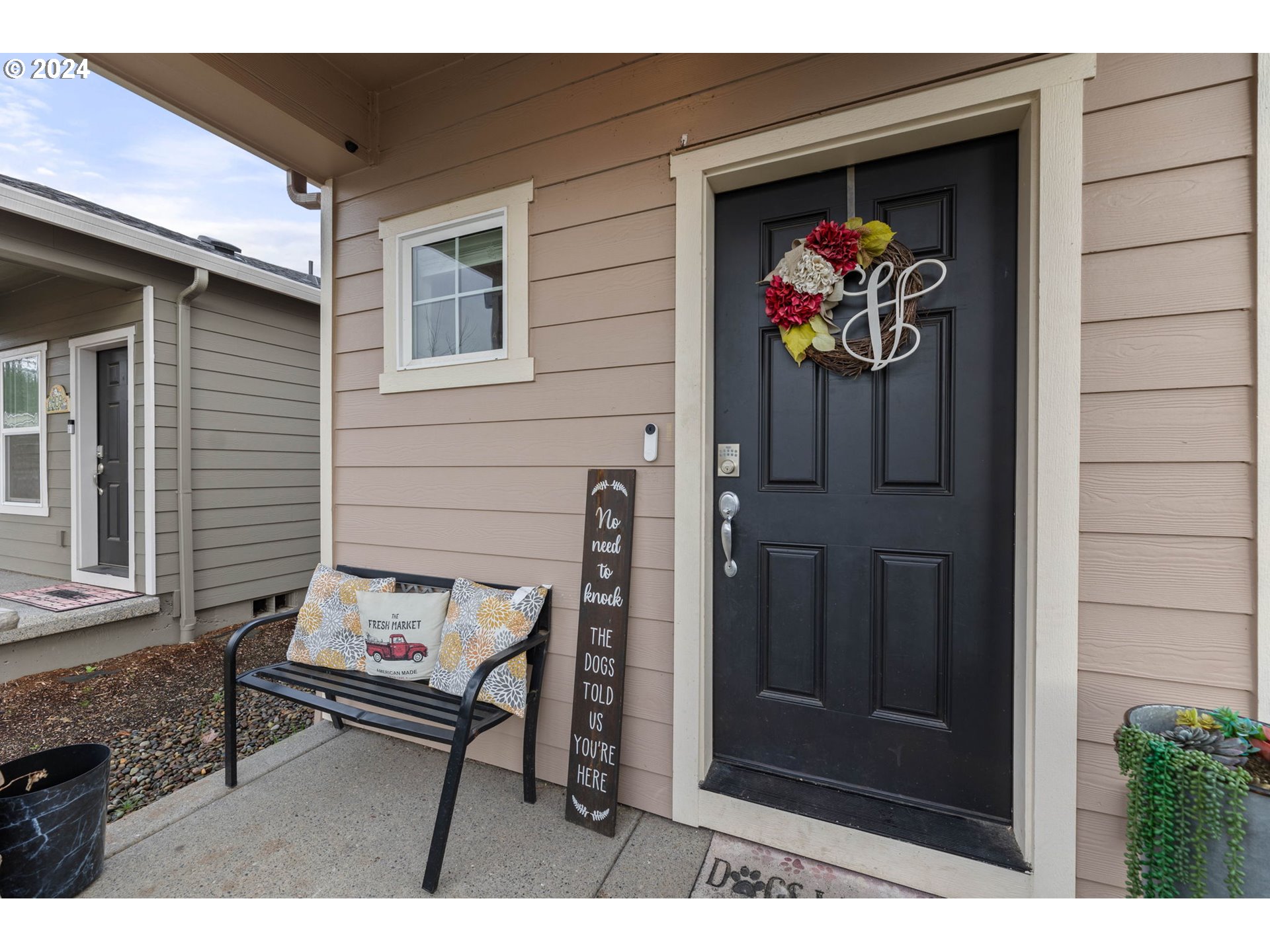 1405 W 15TH AVE