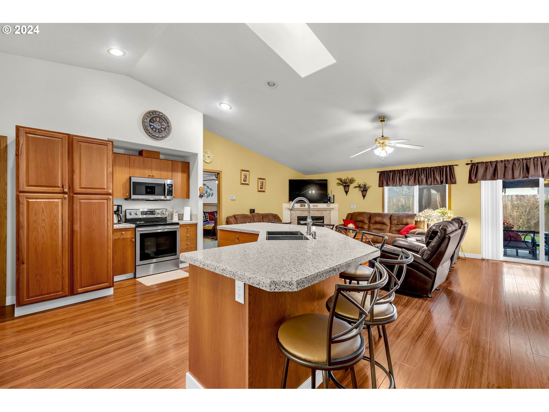 620 NW 18TH ST