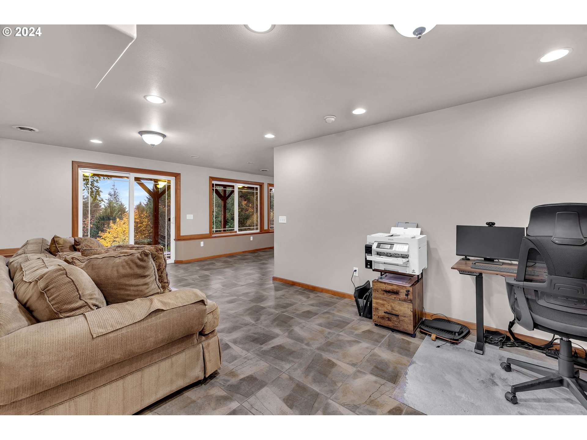 206 MARTIN RD