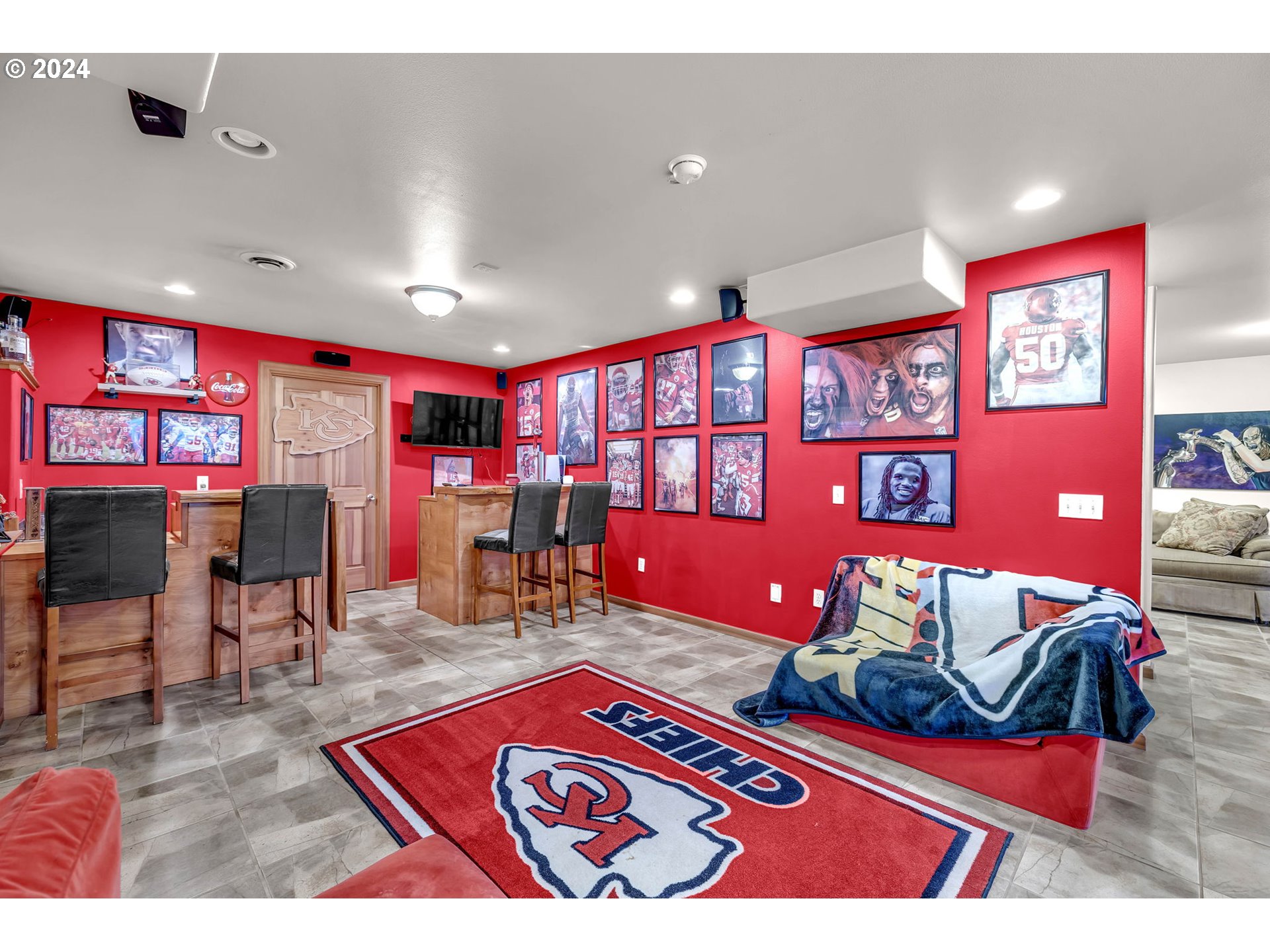 206 MARTIN RD