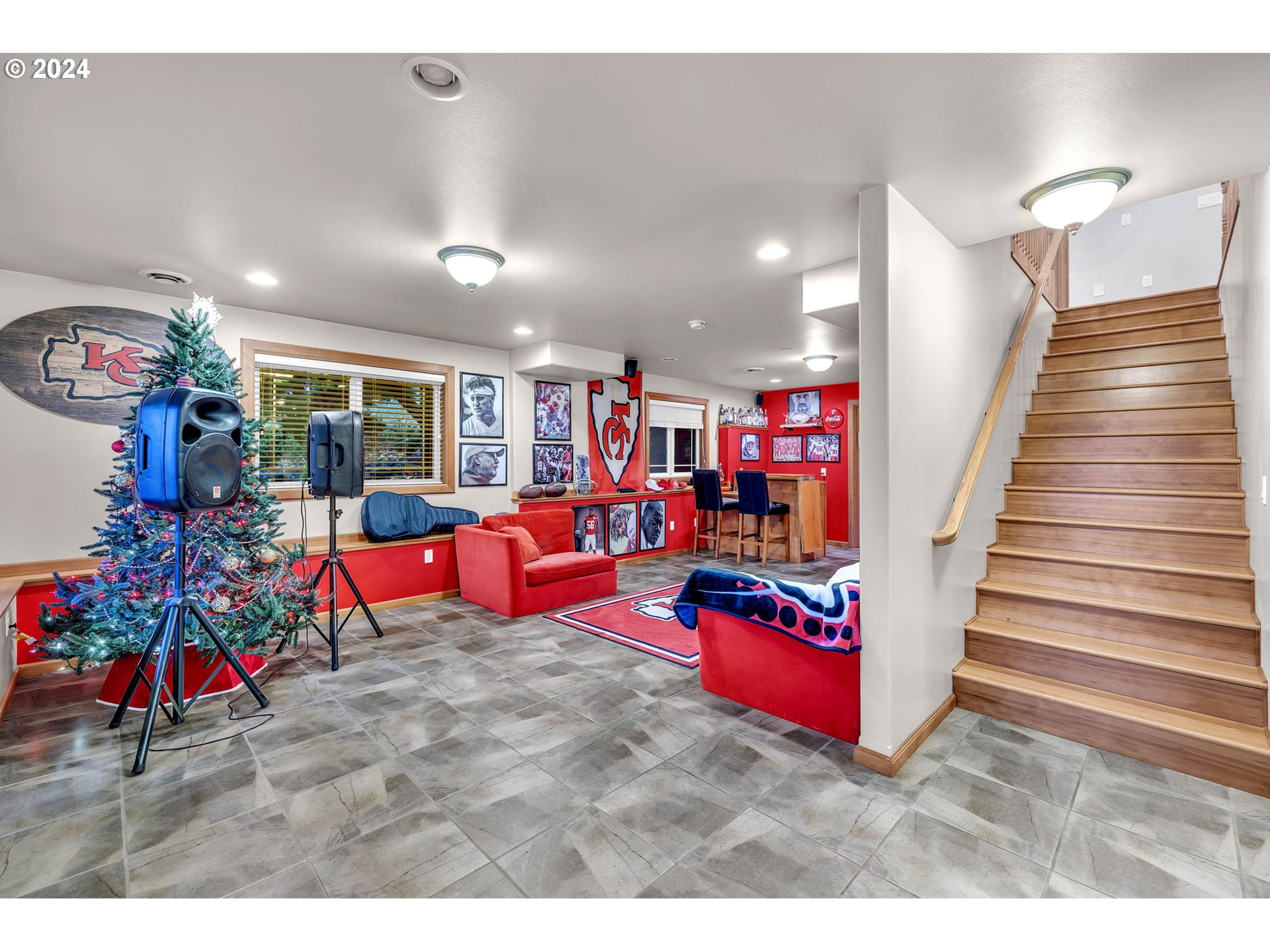 206 MARTIN RD