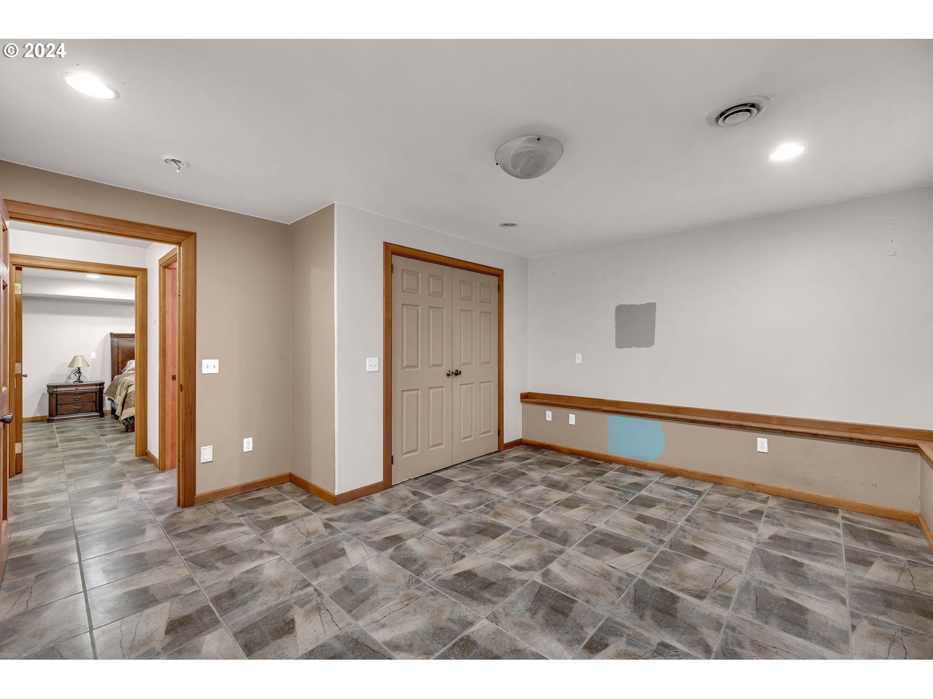 206 MARTIN RD