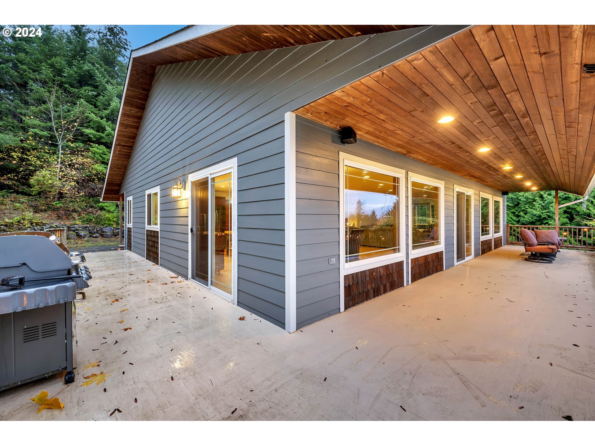 206 MARTIN RD