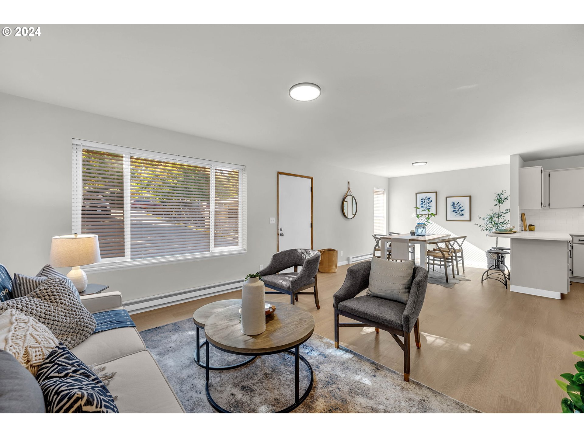 902 Pioneer ST 912