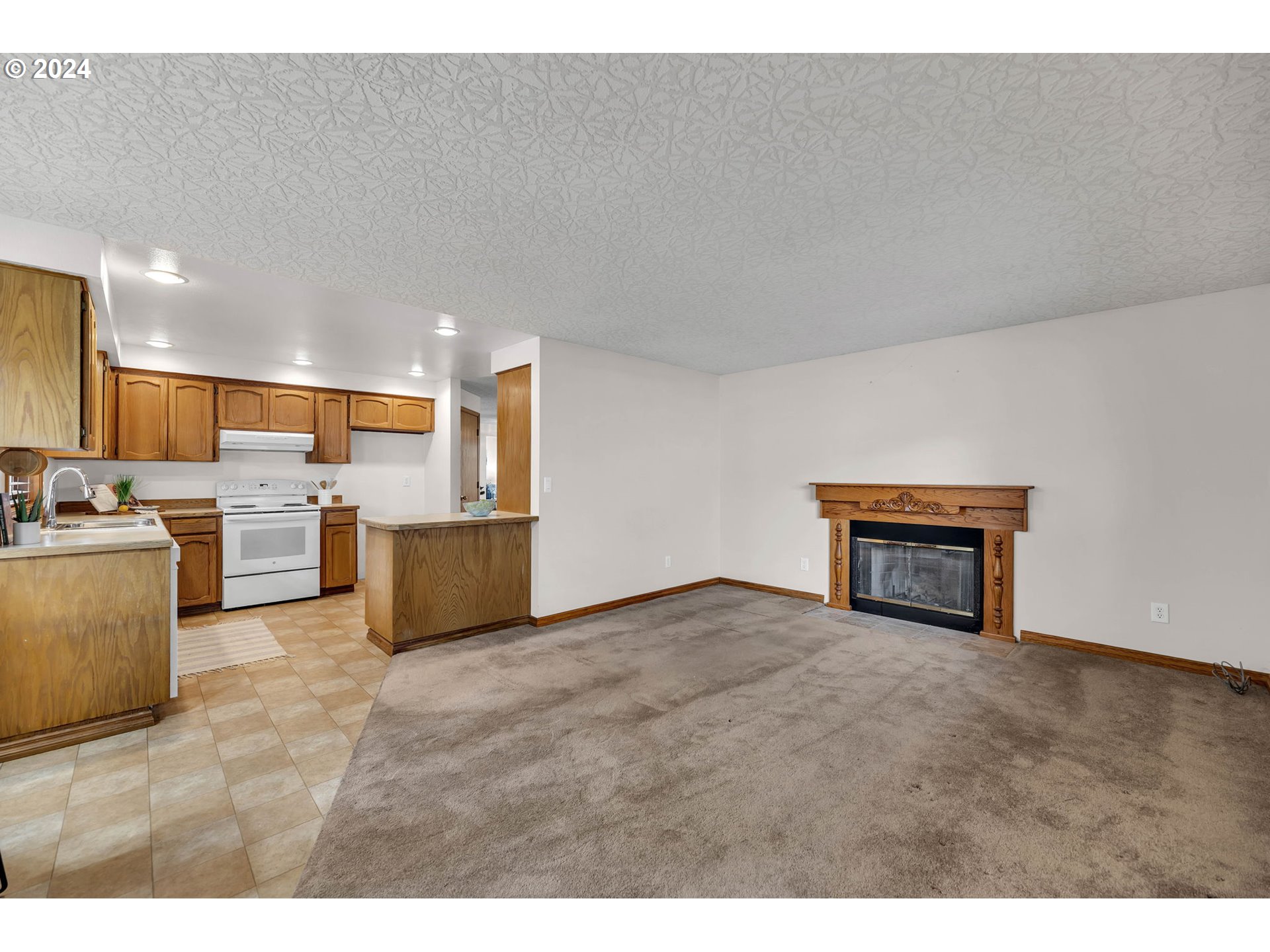 3811 NE 157TH AVE