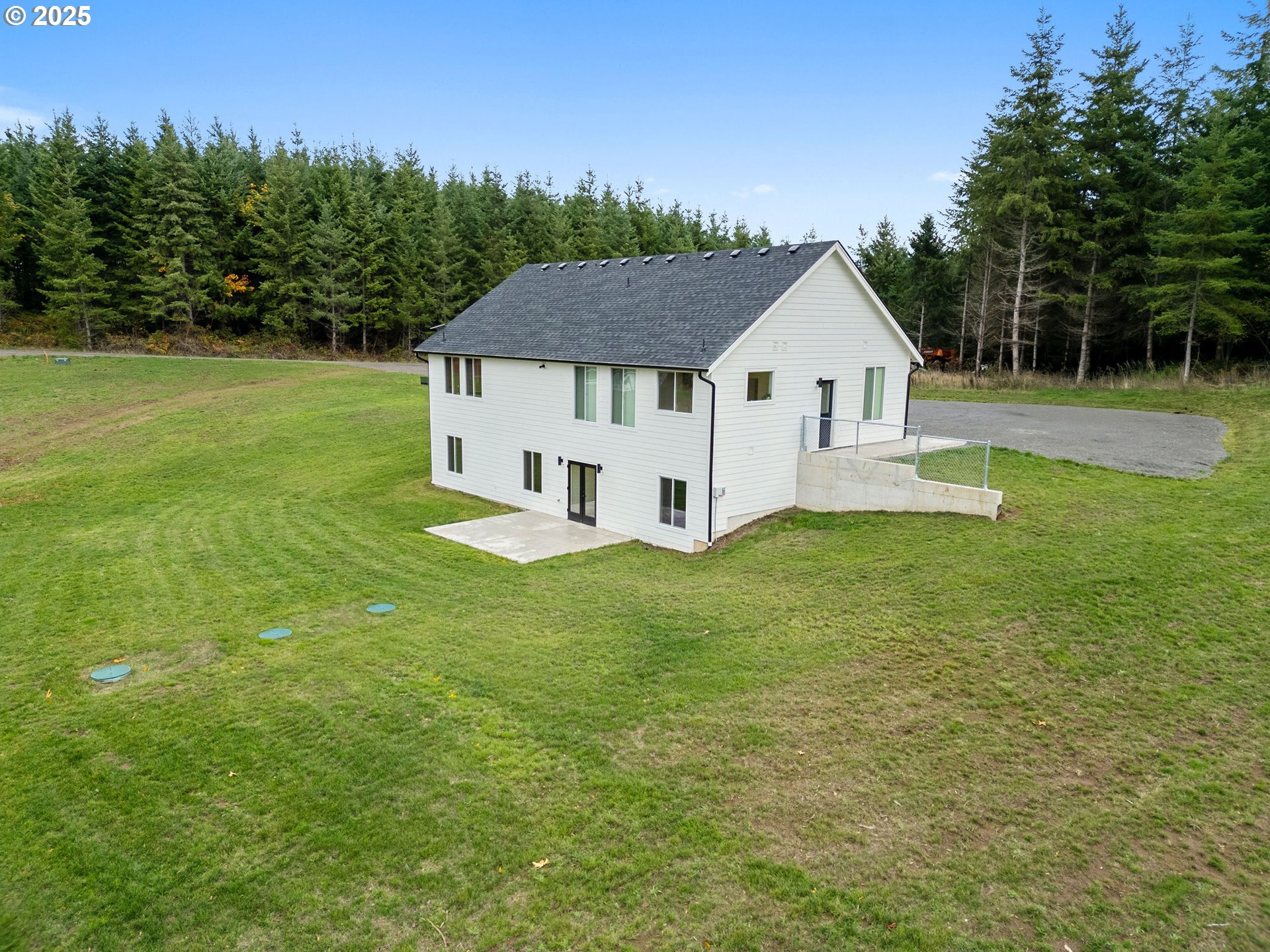 253 S GOBLE CREEK RD