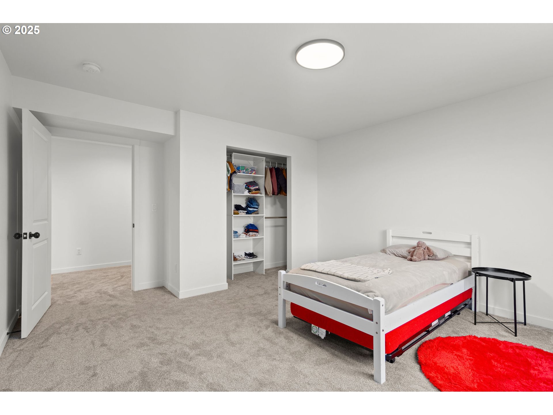 253 S GOBLE CREEK RD