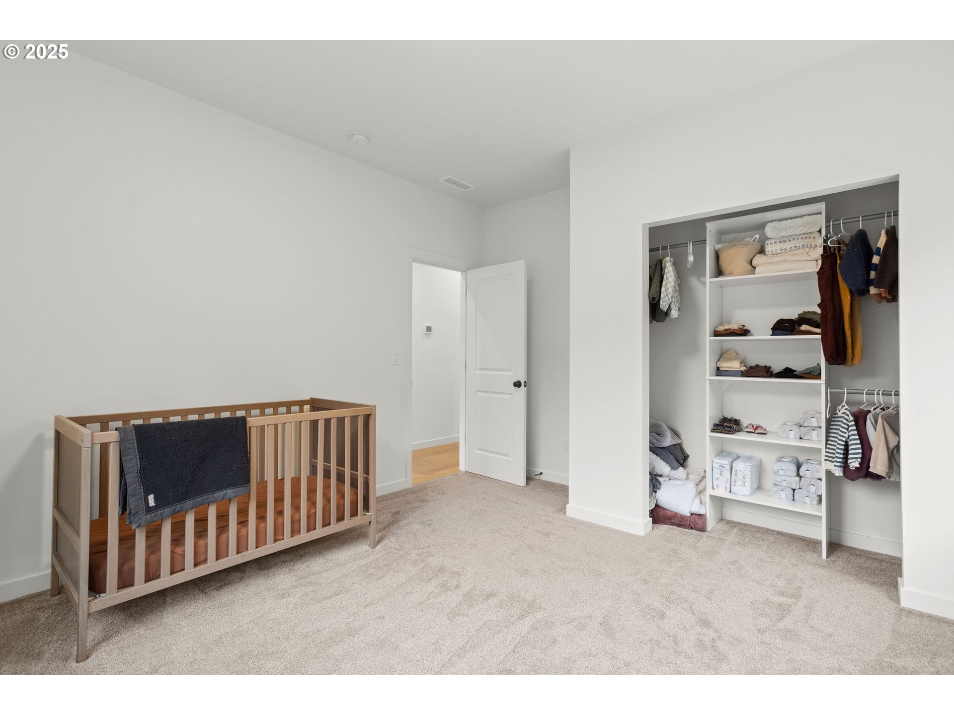 253 S GOBLE CREEK RD