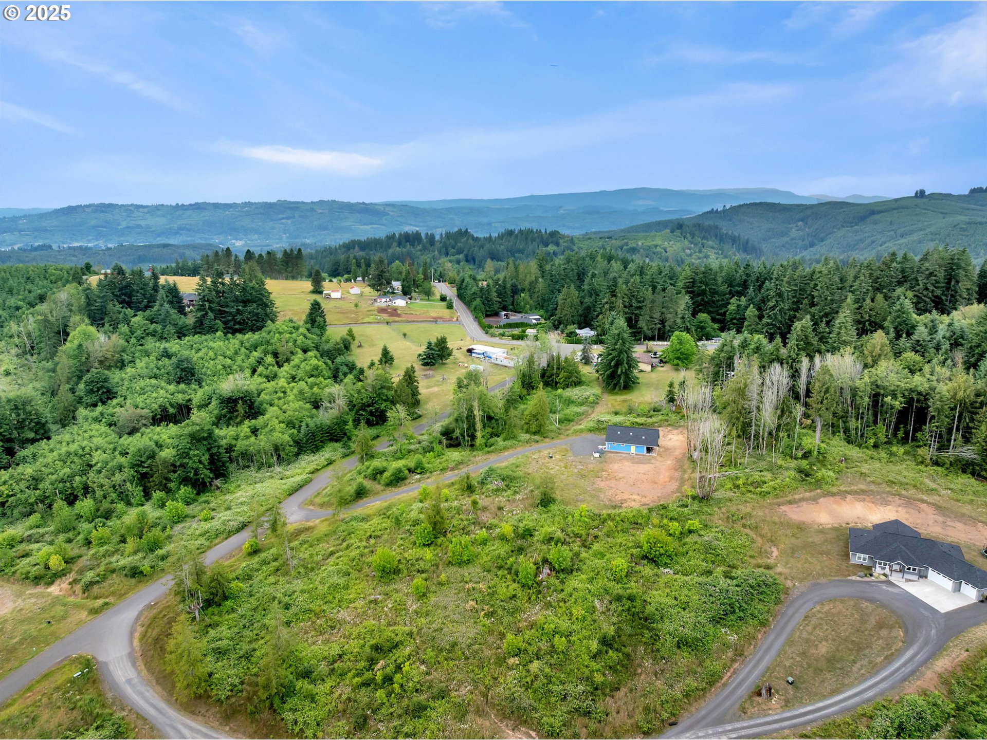 215 STEWART DR