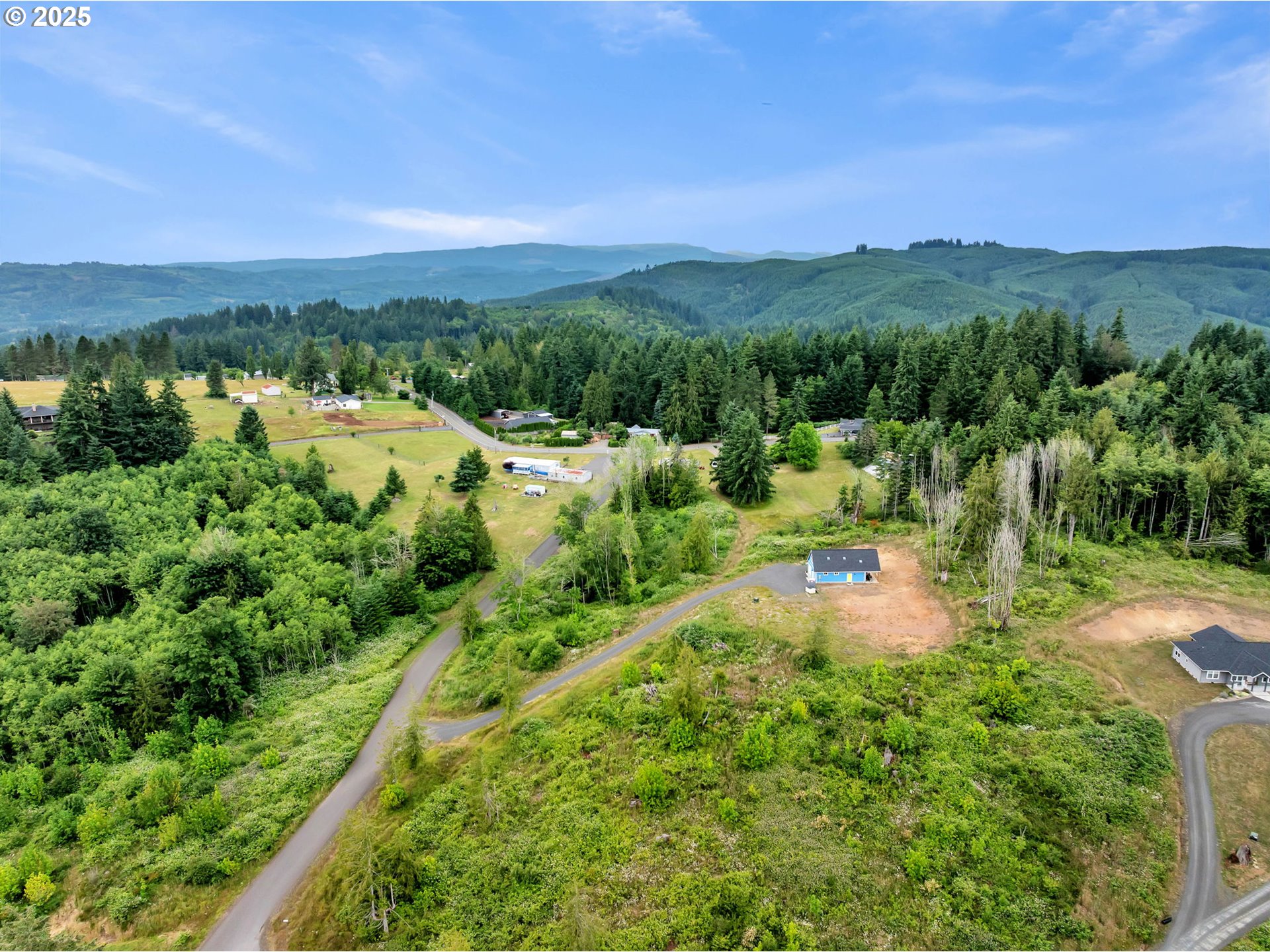 215 STEWART DR