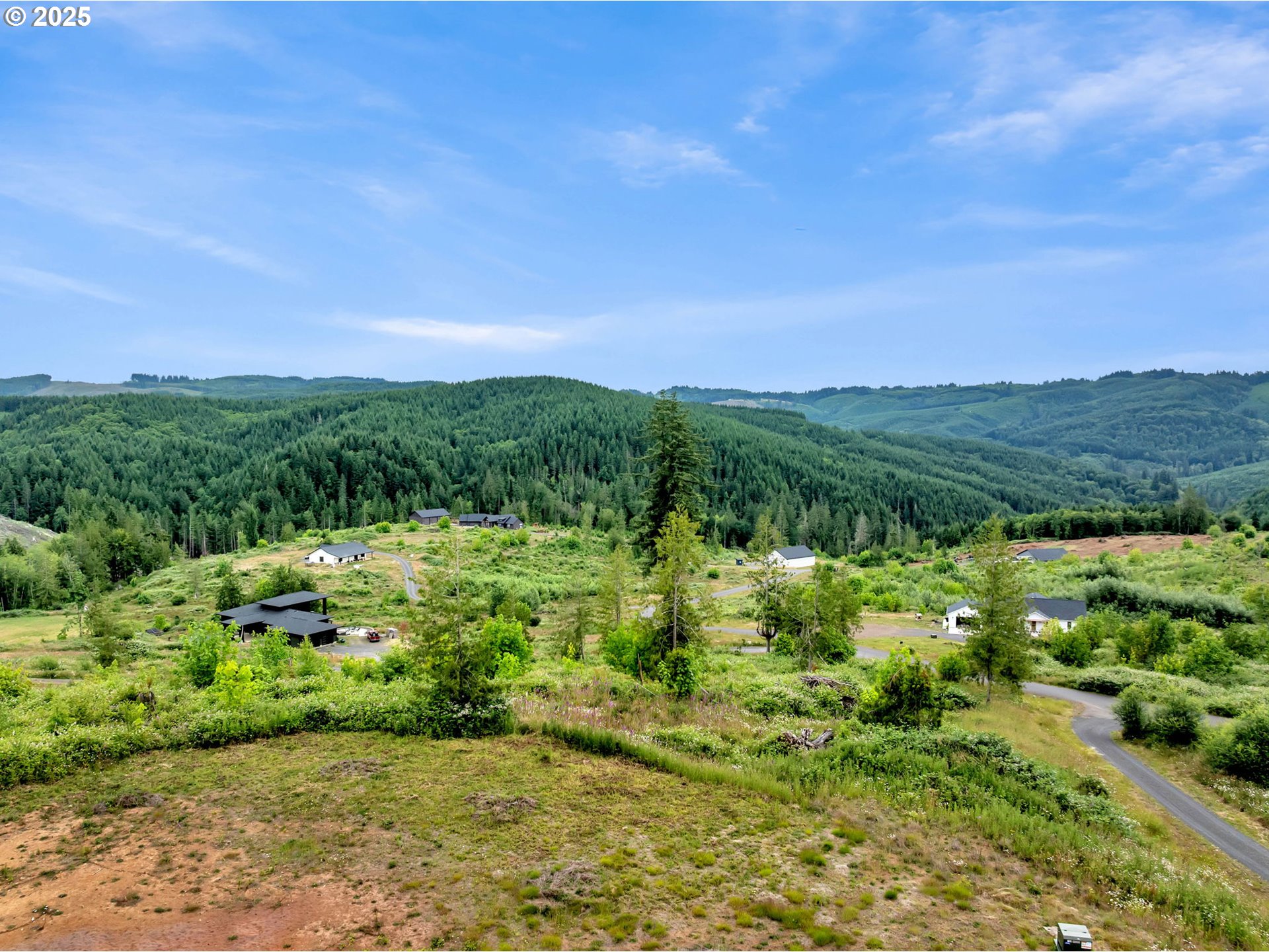 215 STEWART DR