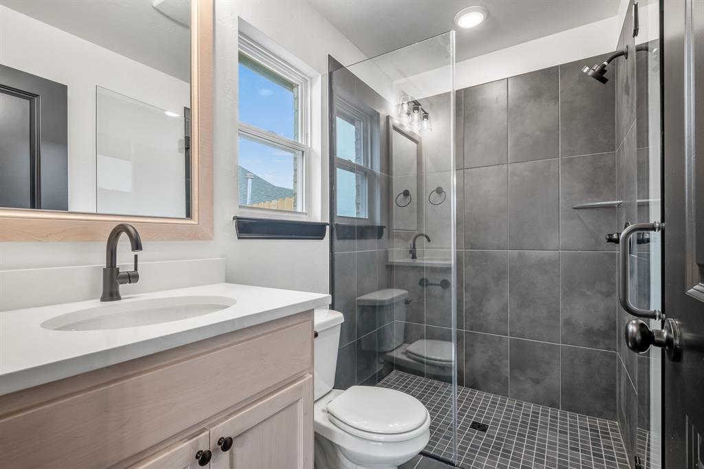 11208 NW 135th Street