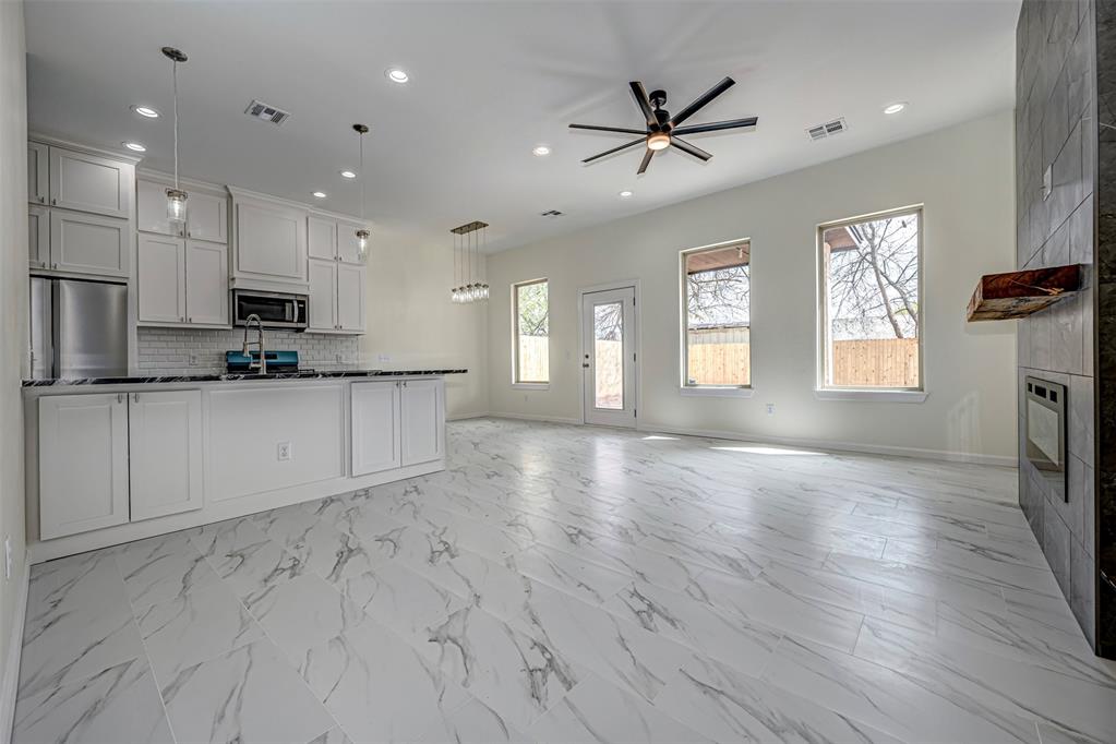 5104 S Kathy Drive