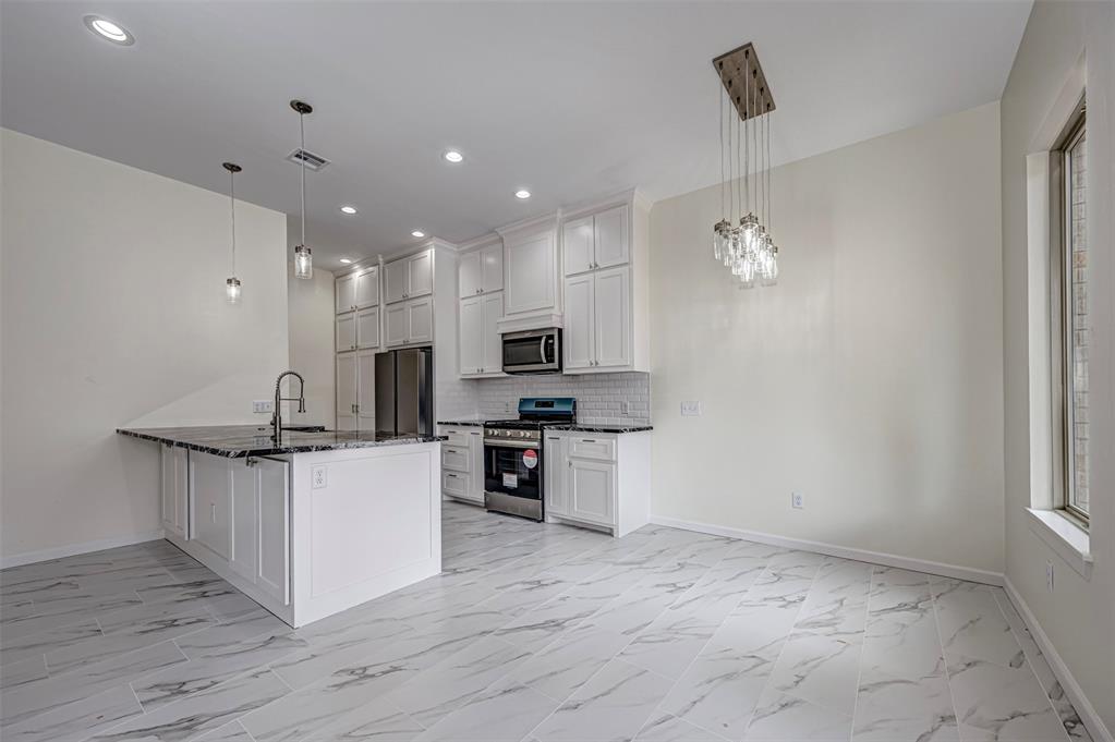 5104 S Kathy Drive