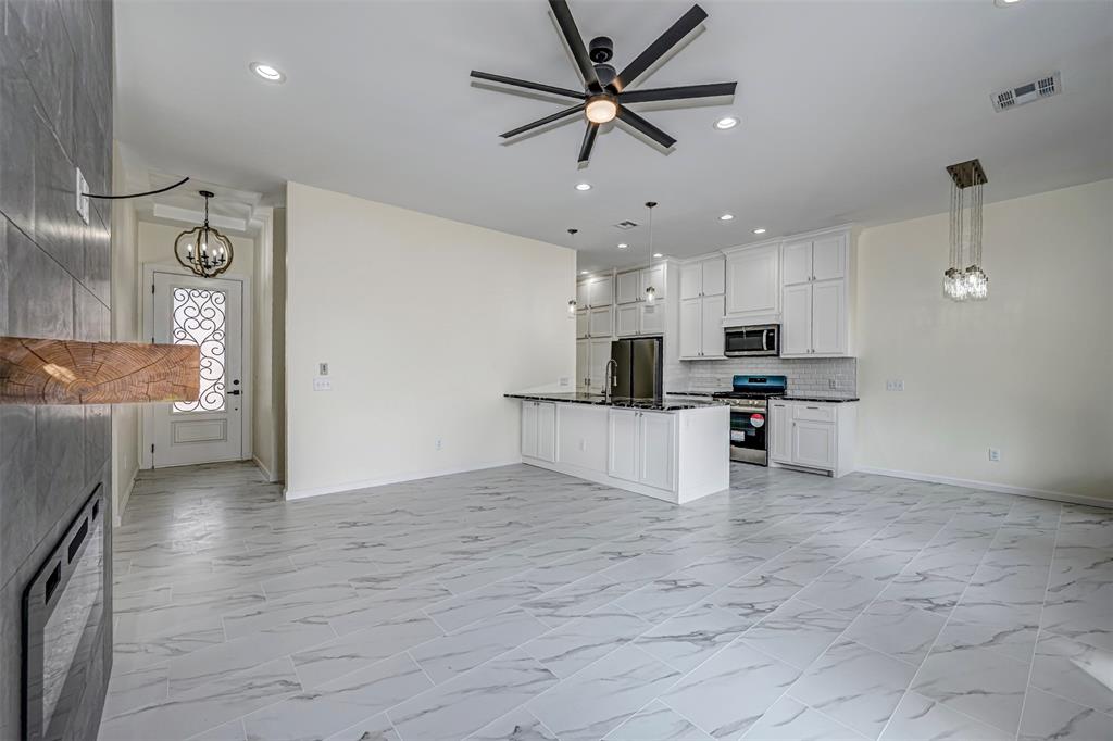 5104 S Kathy Drive