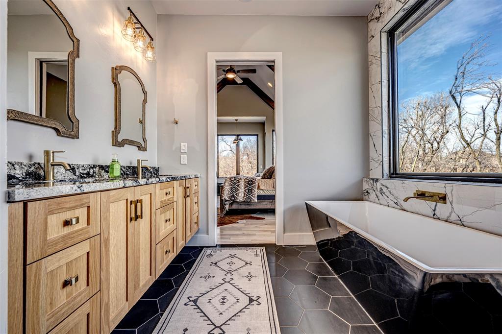 2313 Stonemill Court