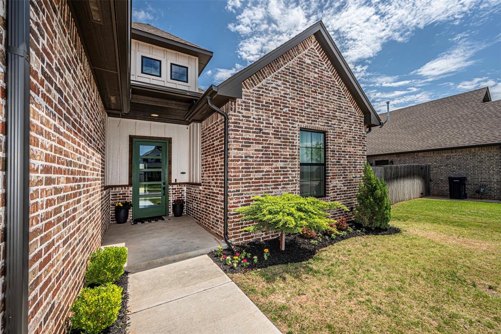 404 Carlow Way