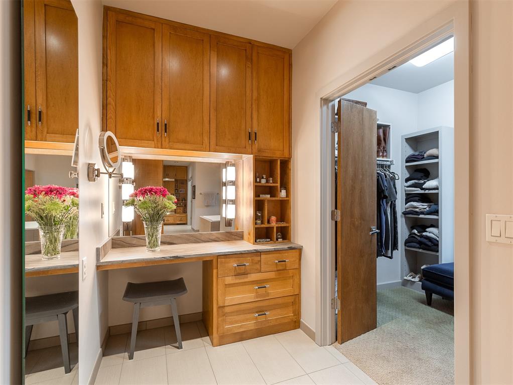 824 Mockingbird Lane