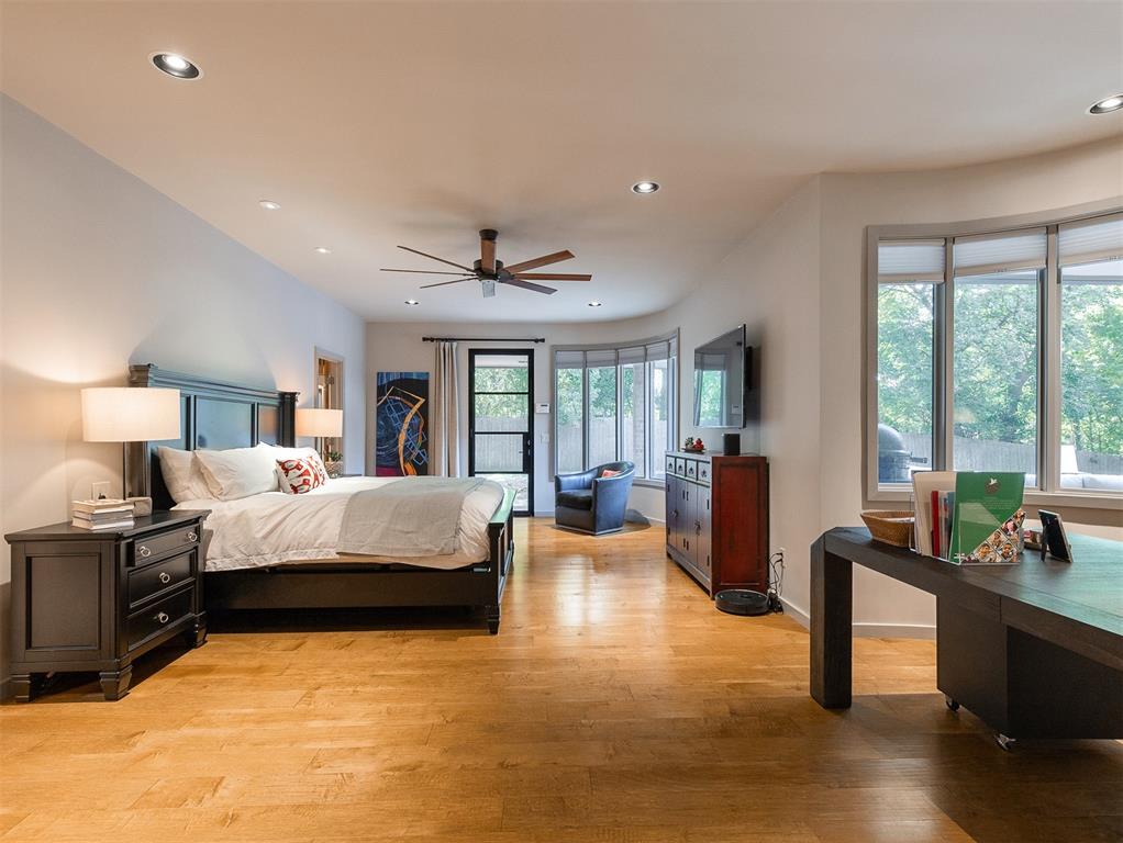 824 Mockingbird Lane