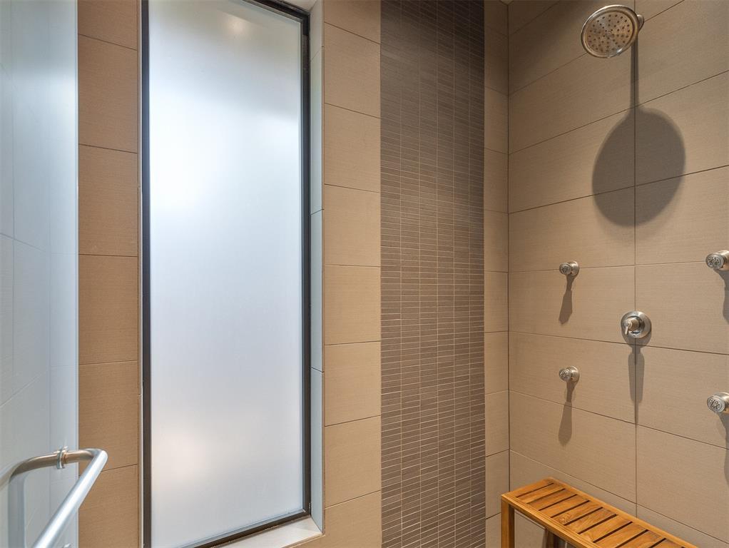 824 Mockingbird Lane