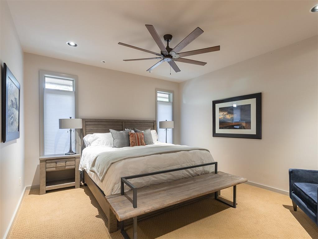 824 Mockingbird Lane