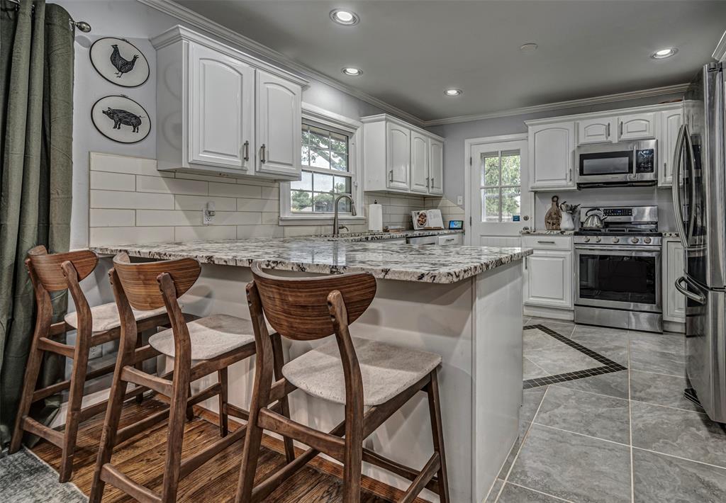 3221 NW 65th Street