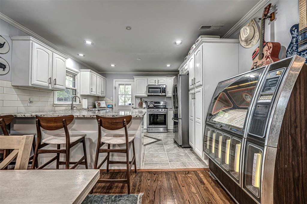 3221 NW 65th Street