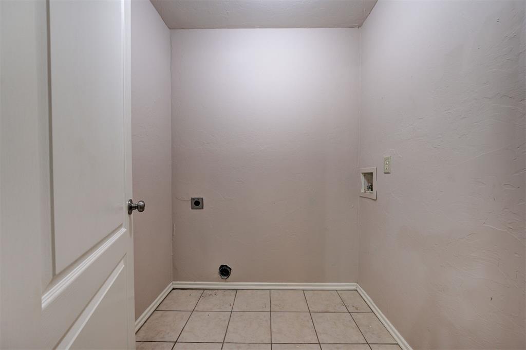 2630 Featherstone Road Unit: F