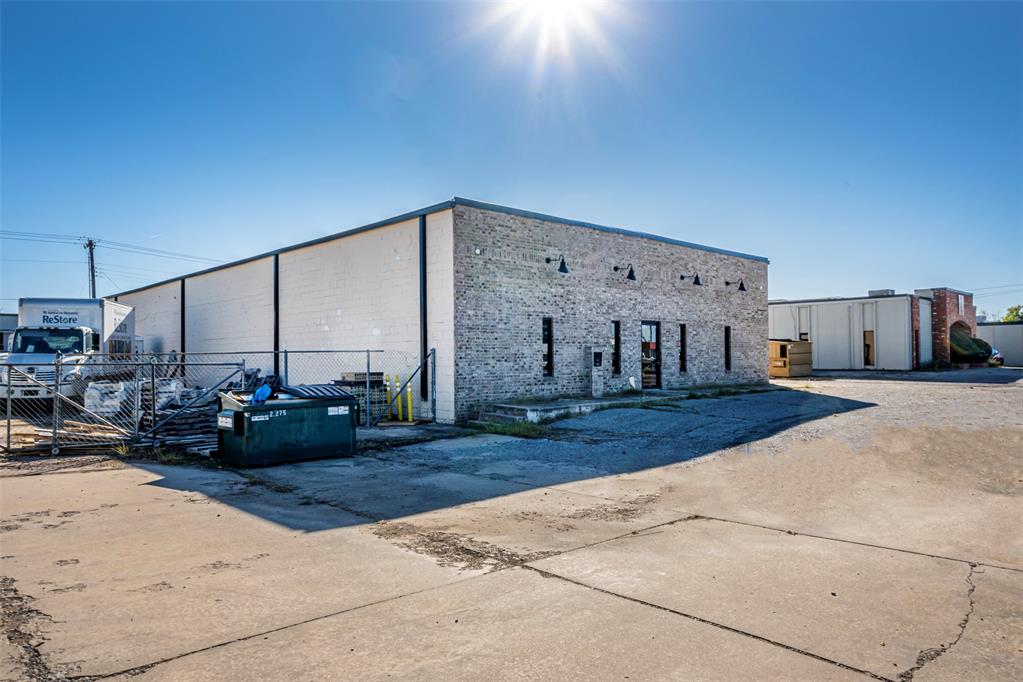 1831 Industrial Boulevard