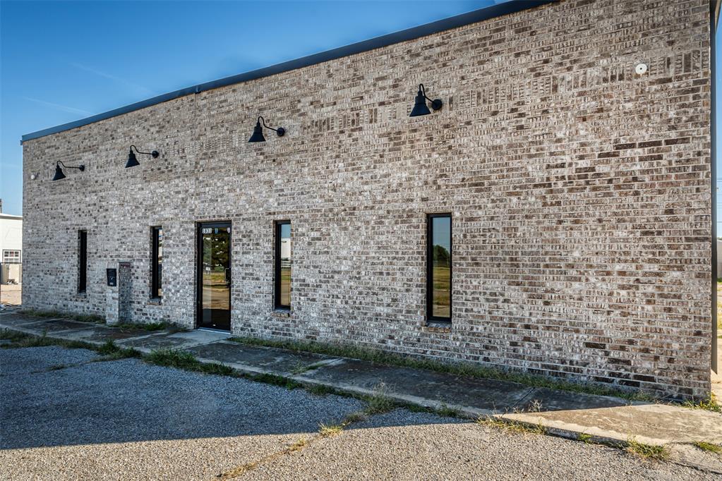 1831 Industrial Boulevard