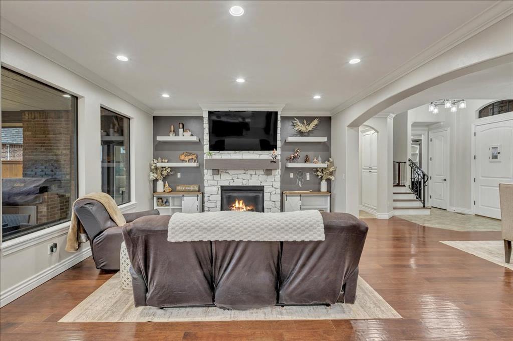 13216 Knight Island Drive