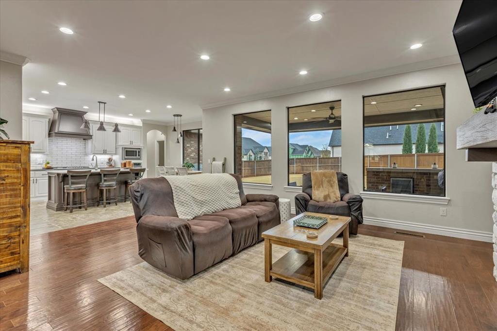 13216 Knight Island Drive