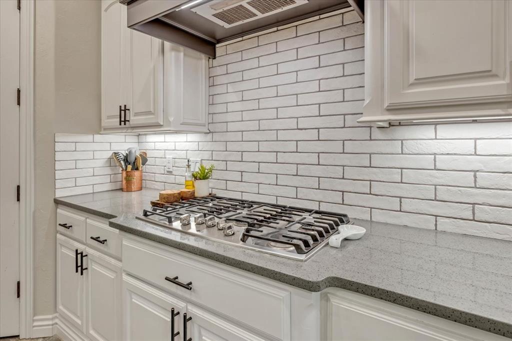 13216 Knight Island Drive