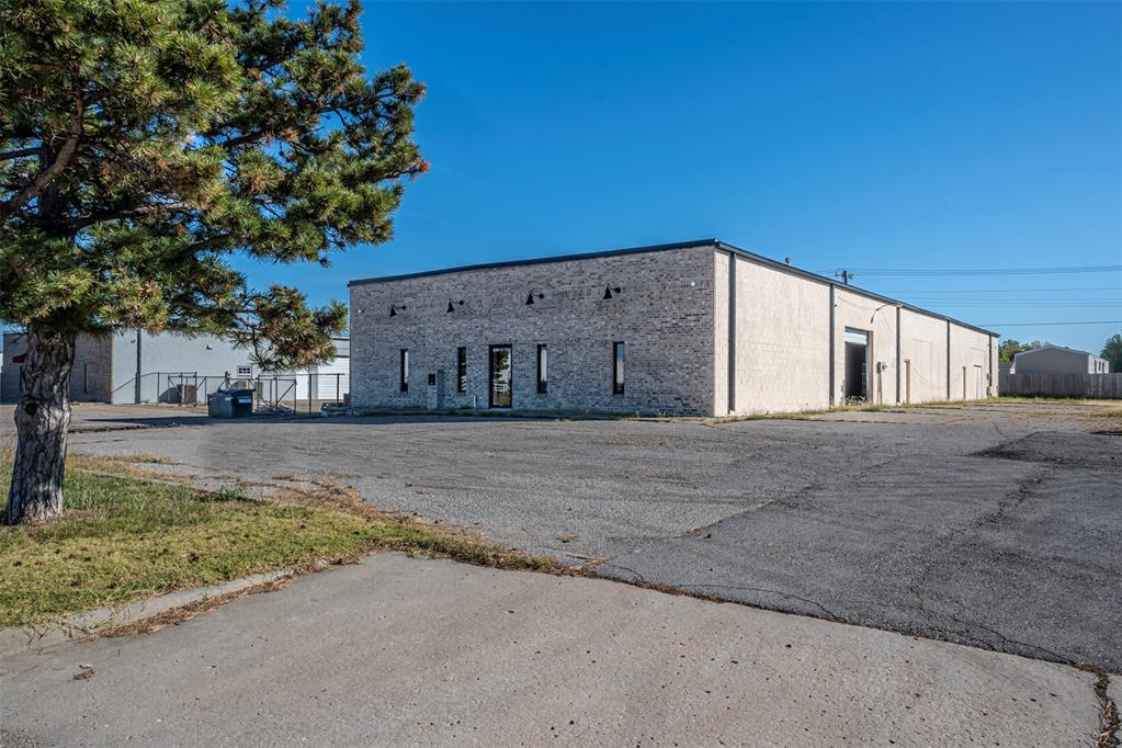 1831 Industrial Boulevard