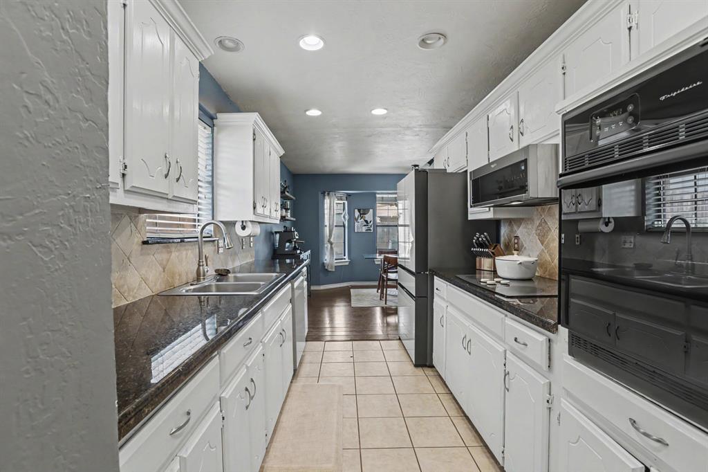 2513 Fairfield Drive