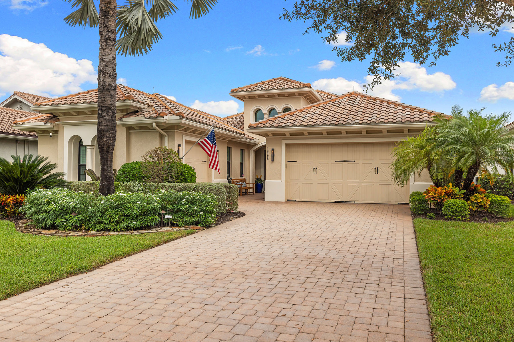 12388 Wisteria Drive Naples Fl Us 34120 667f84d5 B1c8 4227 A0d9 B98ea21fb08a