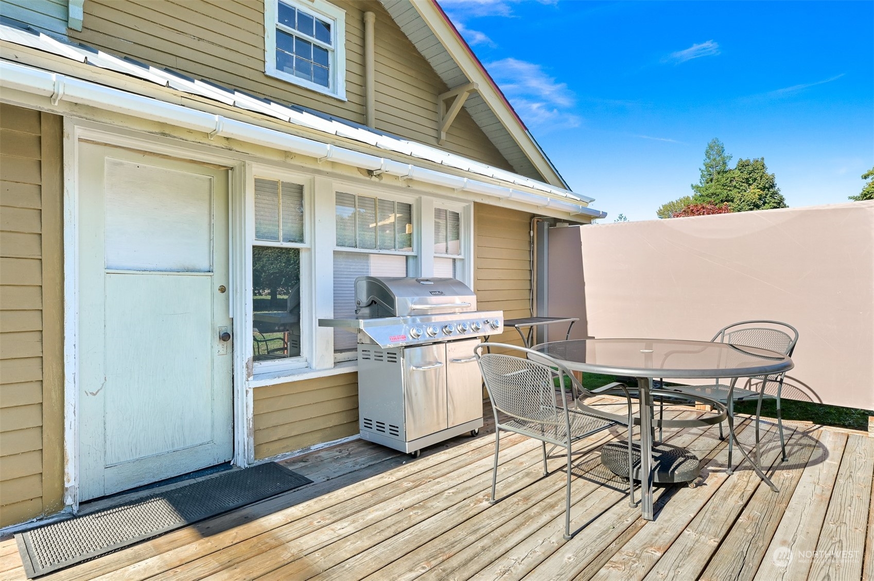 1612 Electric Avenue