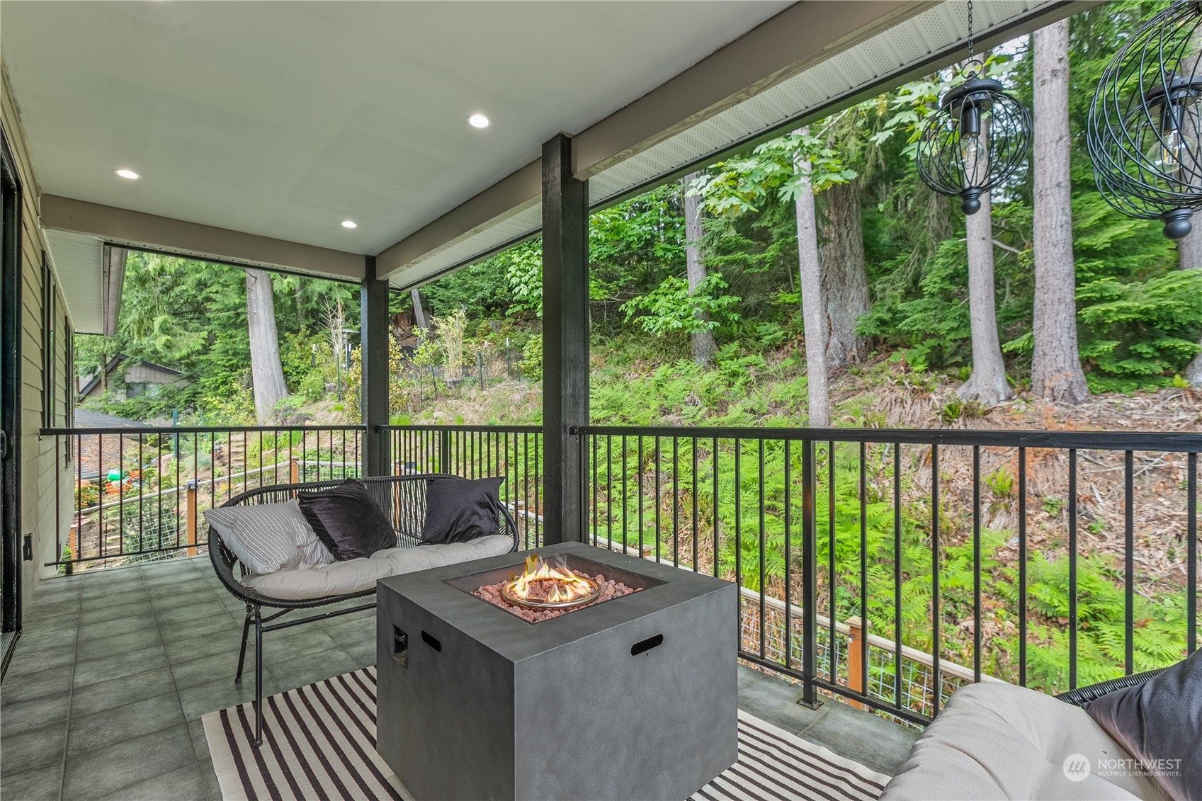 135 Windward Drive