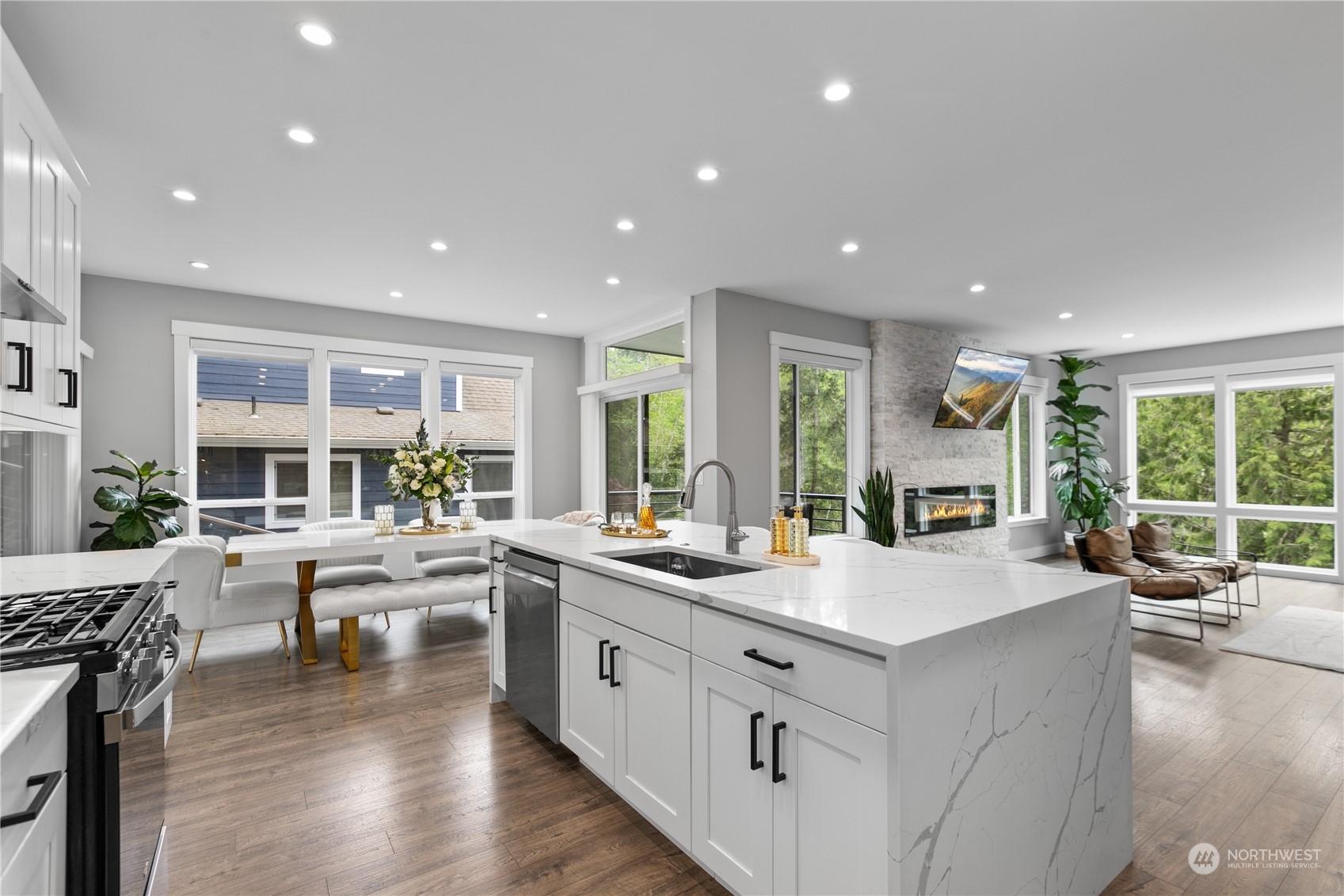 135 Windward Drive