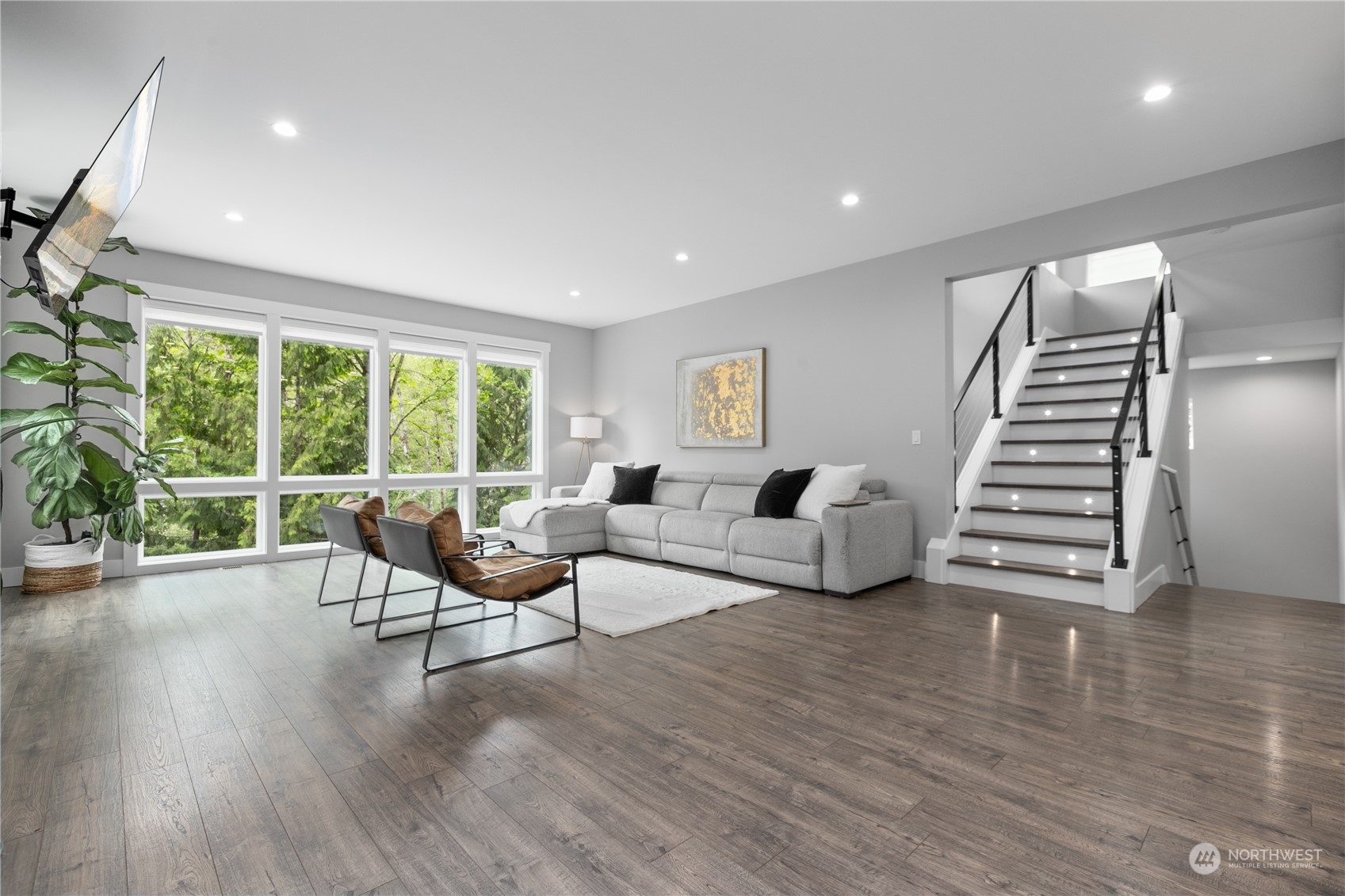 135 Windward Drive