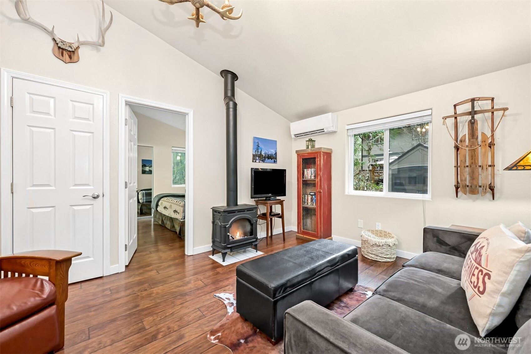 7419 Canyon View Drive