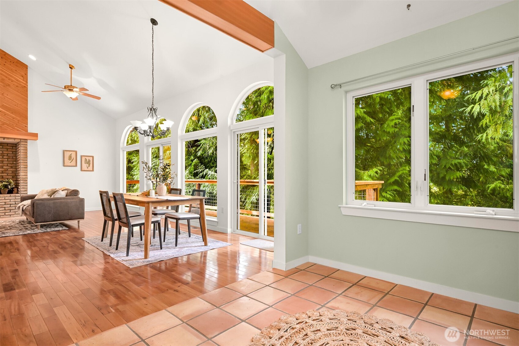 66 Grand View Lane