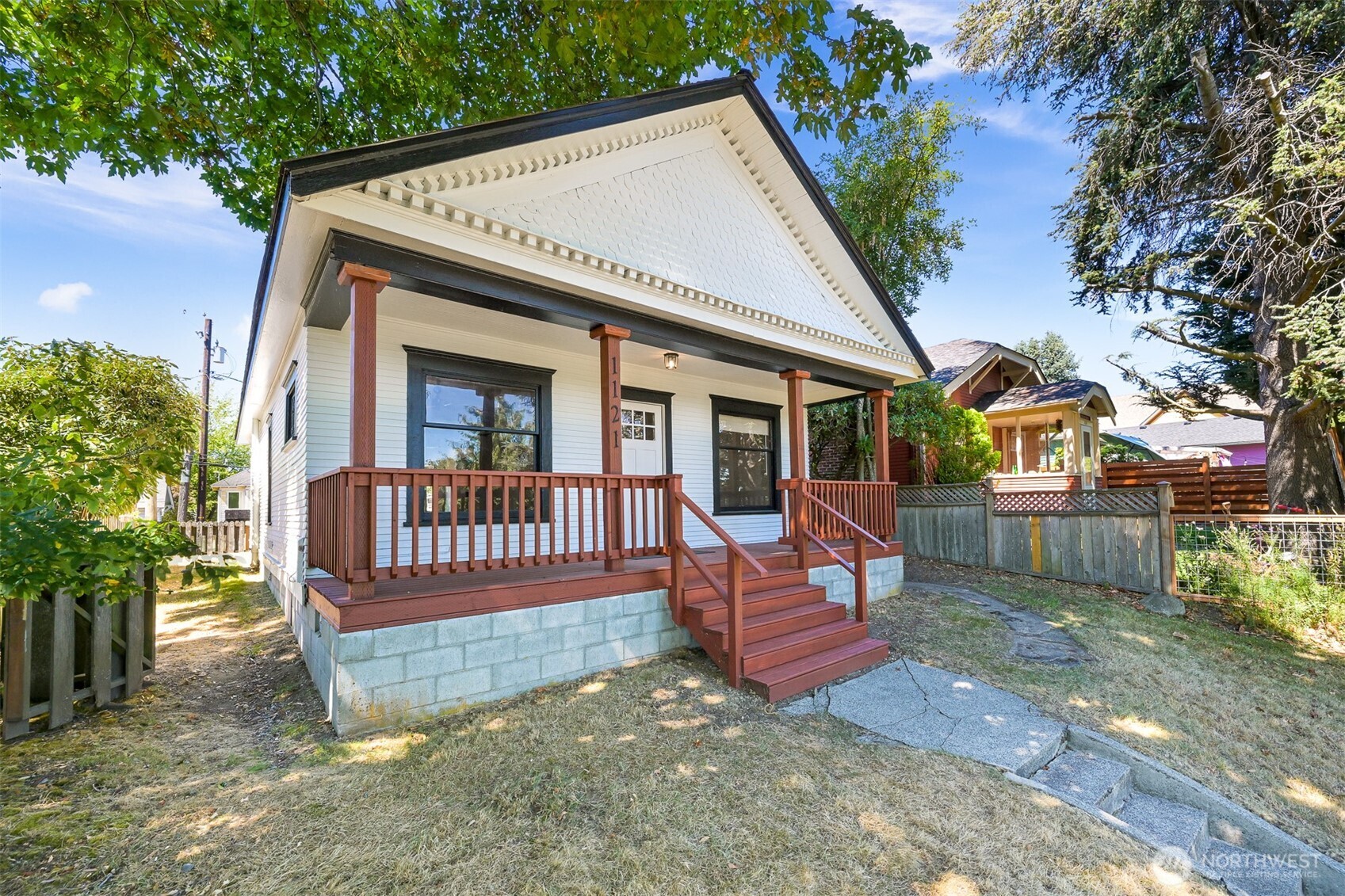1121 Franklin Street