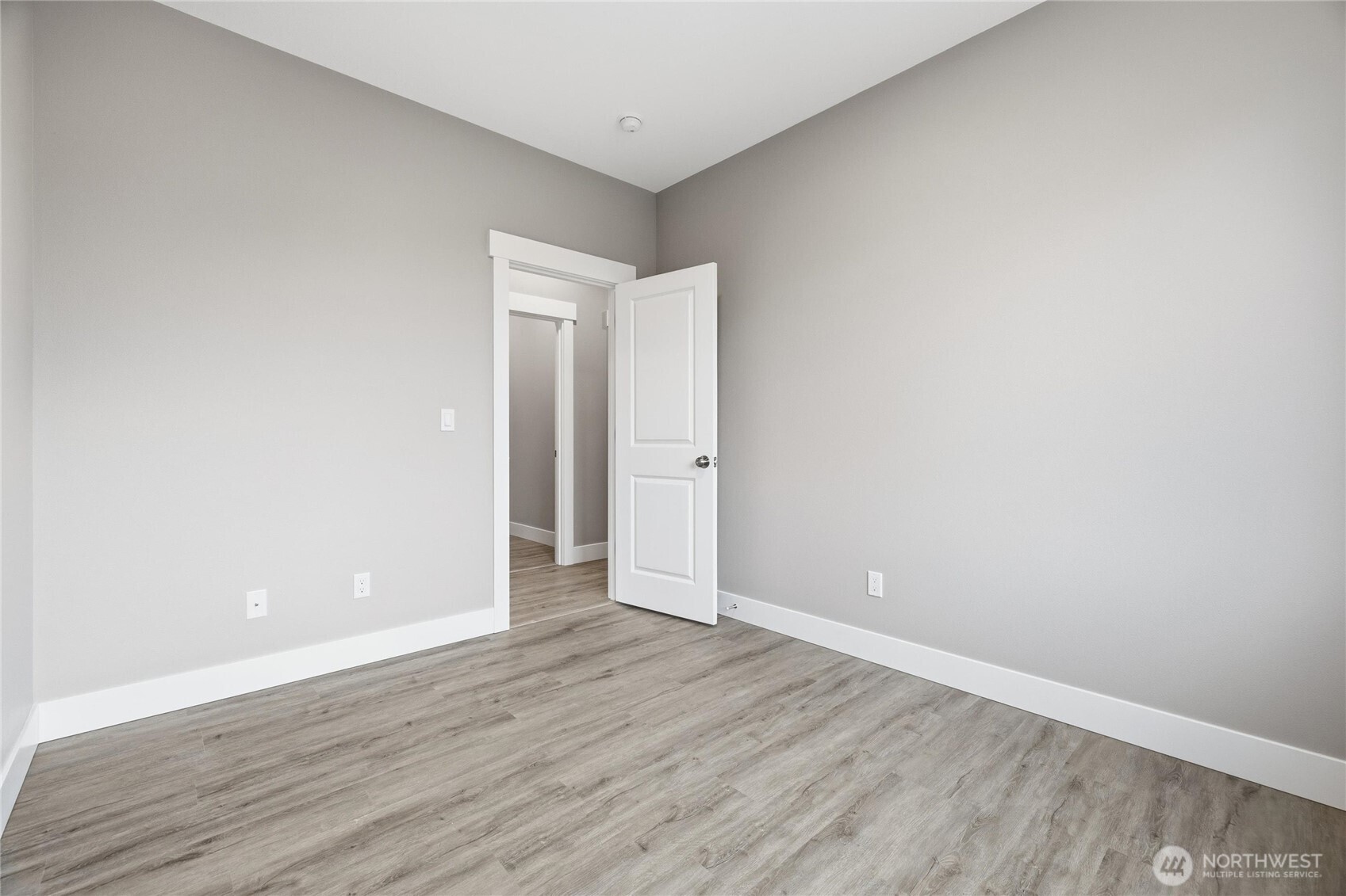 6473 Watson Loop