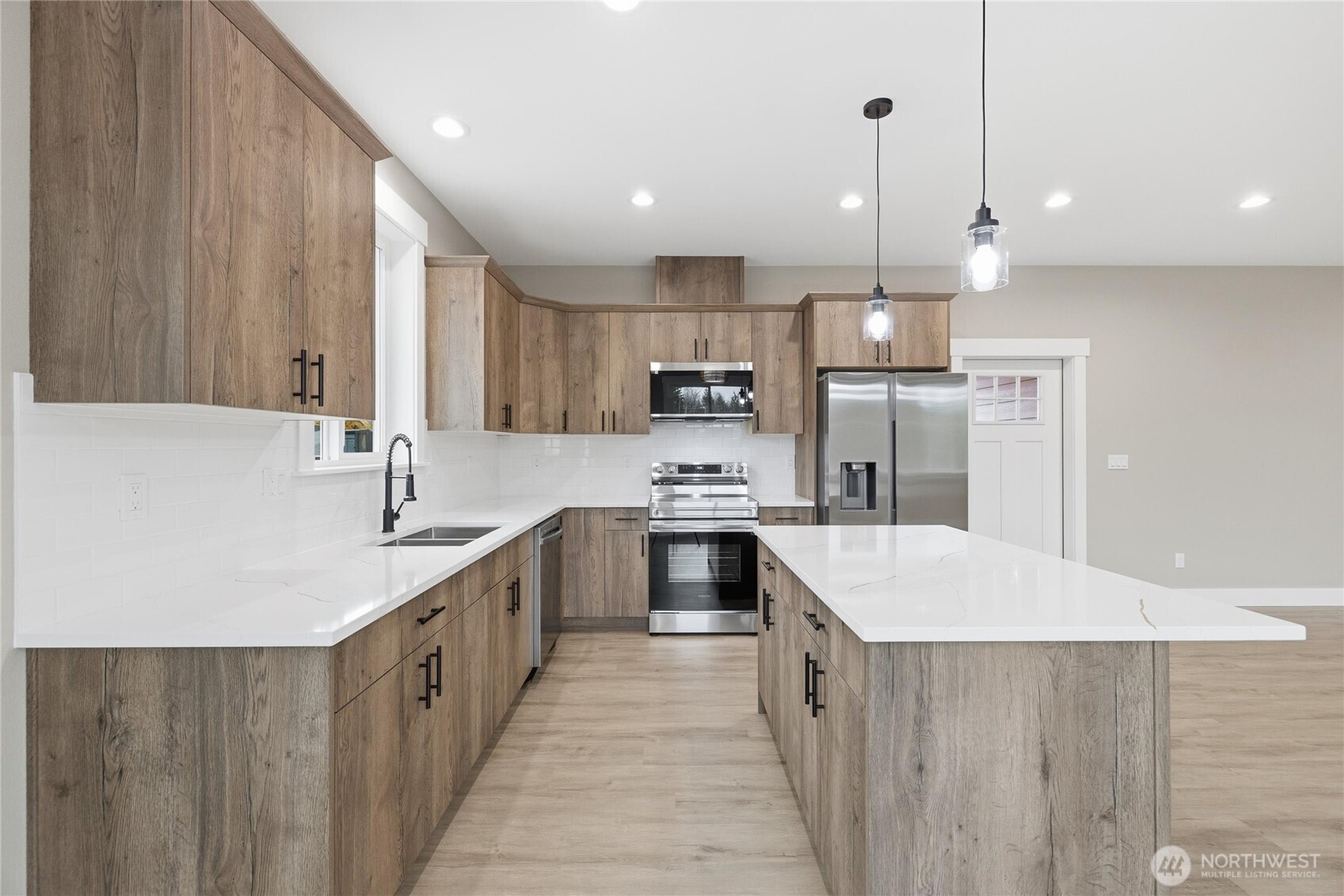 6473 Watson Loop
