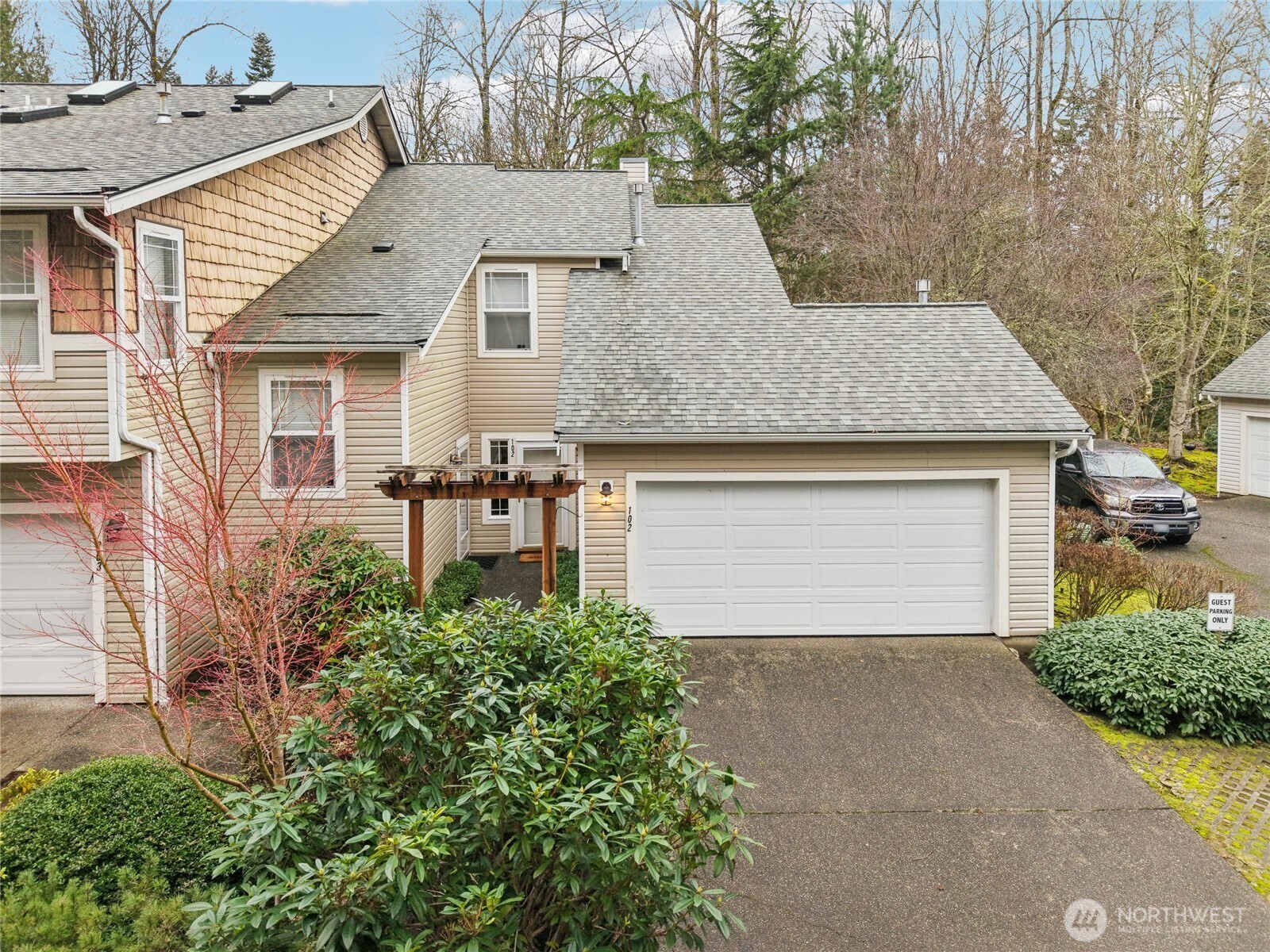 2715 Cody Circle Unit: 102