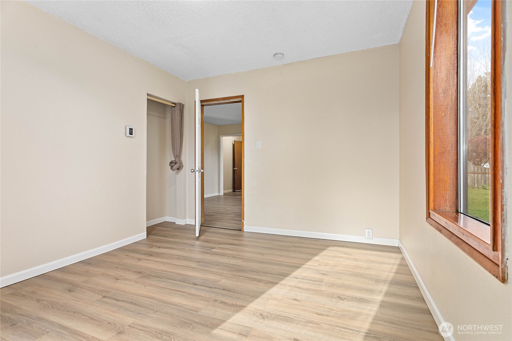 1218 Mitchell Ave