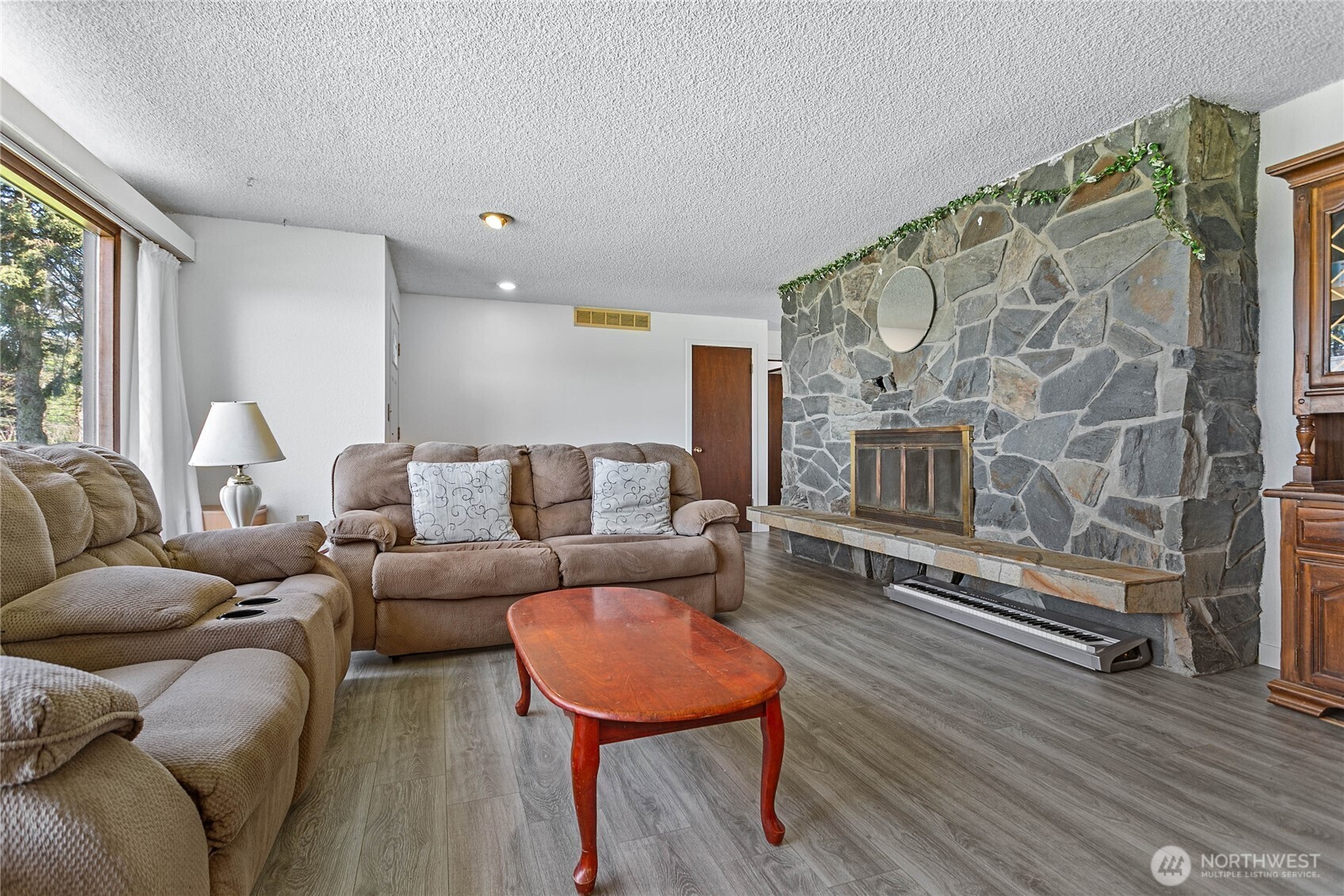 2515 Brown Rd